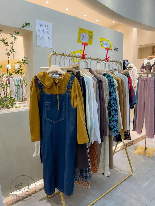 服裝批發市場清倉撿漏攻略 百元三件靚衫 vs. 20元牛仔褲，哪里更值得沖？